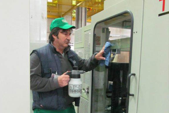 Cooperativa facchinaggio pulizie industriali carico scarico merce